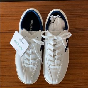 Tretorn Nyliteplus canvas tennis shoes
